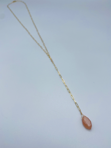 JawDropper Necklace in Peach Moonstone